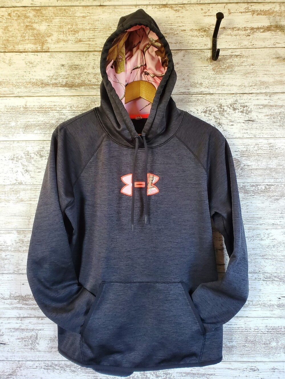 Under Armour ColdGear Caliber Pink Realtree Camo Fleece Hoodie Hunting Large